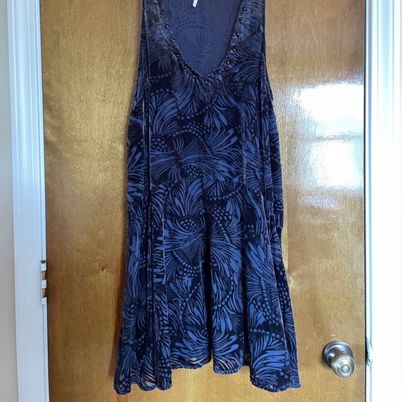 FREE PEOPLE Velvet Mini Dress - Picture 4 of 5
